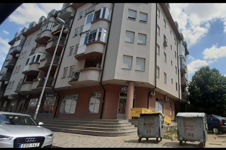 Cozy Studio Apartment At Center Of Bijeljina Exterior photo